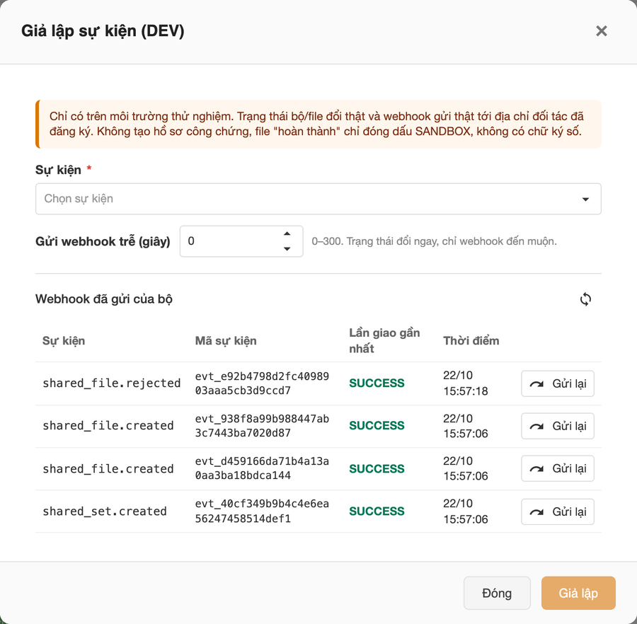 Bảng webhook đã gửi kèm nút Gửi lại